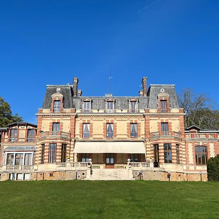 Chateau De Crenille Chaumes-en-Brie Exterior foto